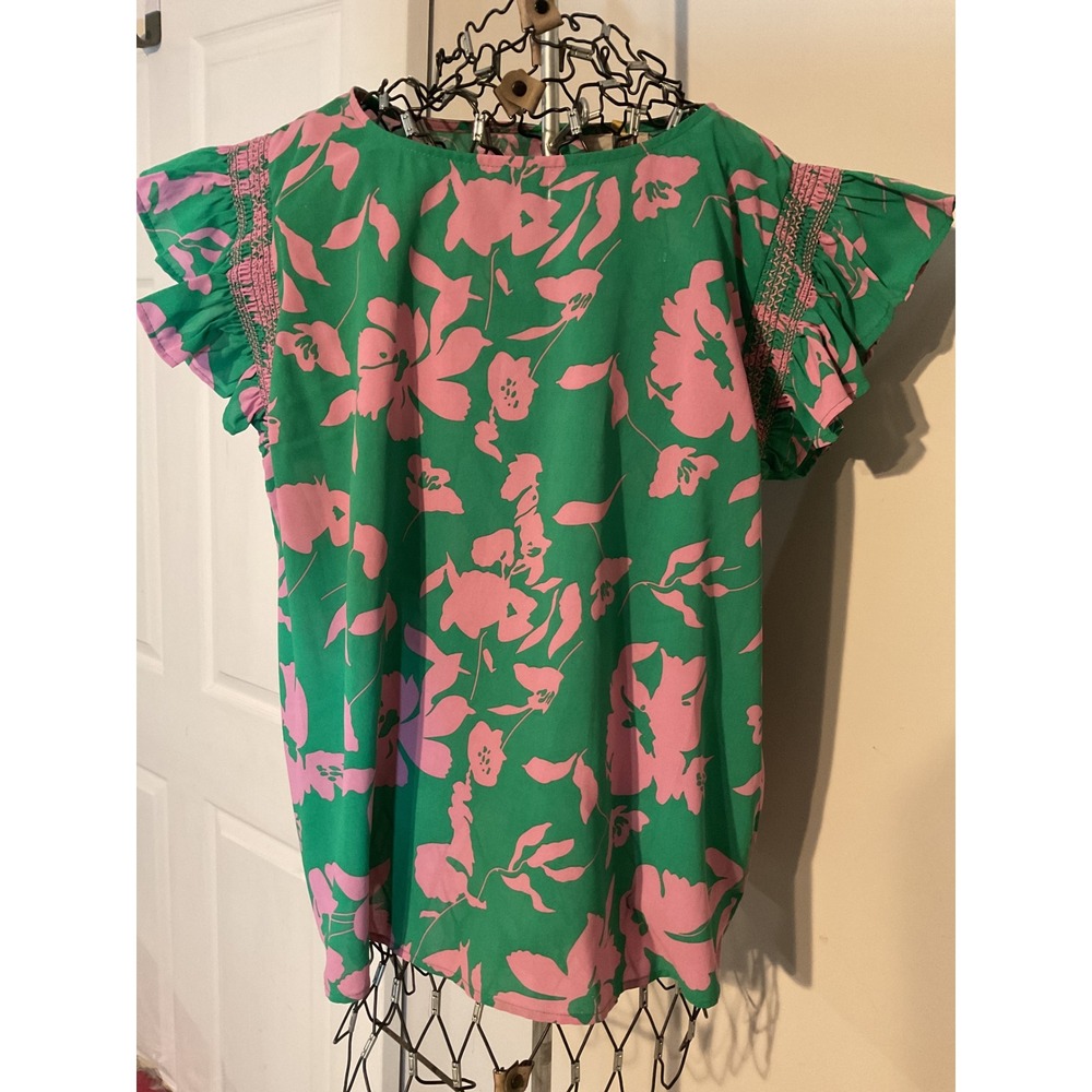 Betseys Boutique Shop Floral Ruffle Cap Sleeve Blouse Green Pink Smocked size XL